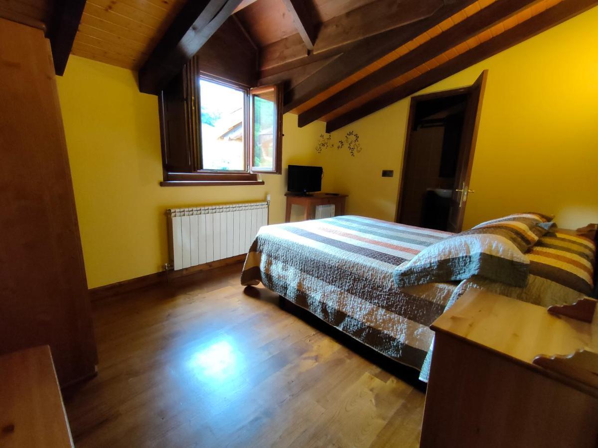 Hotel Dona Gaudiosa Pola de Lena Kültér fotó